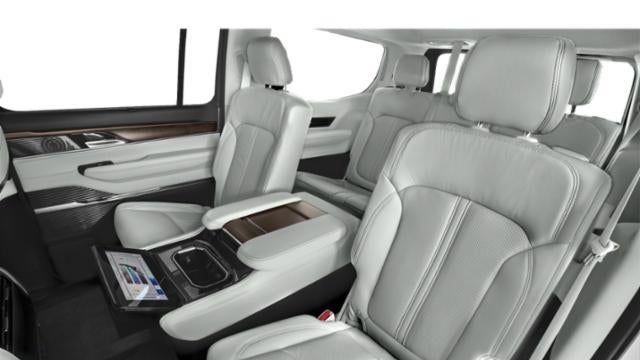 2023 Jeep Grand Wagoneer Series III Obsidian