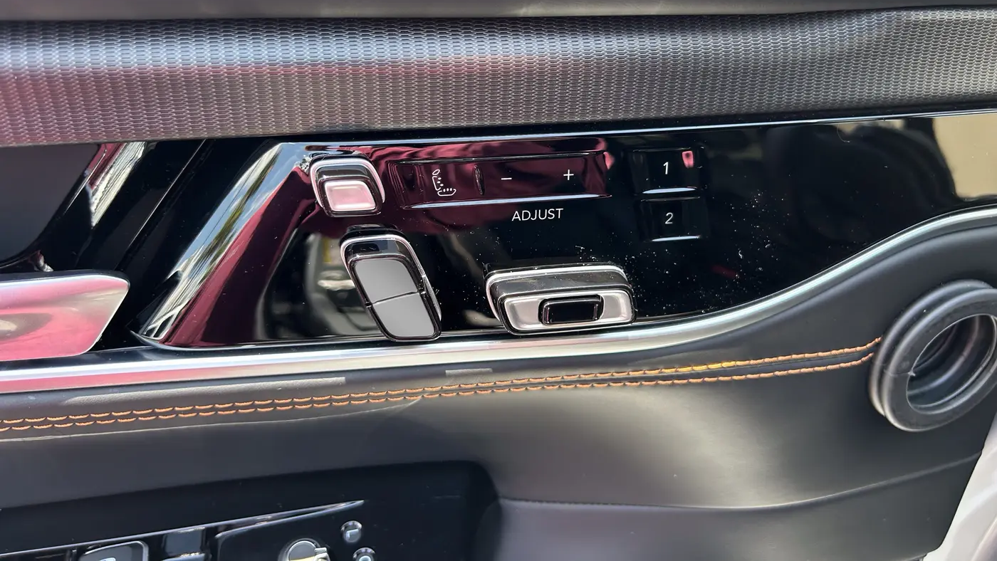 2023 Jeep Grand Wagoneer Series III Obsidian