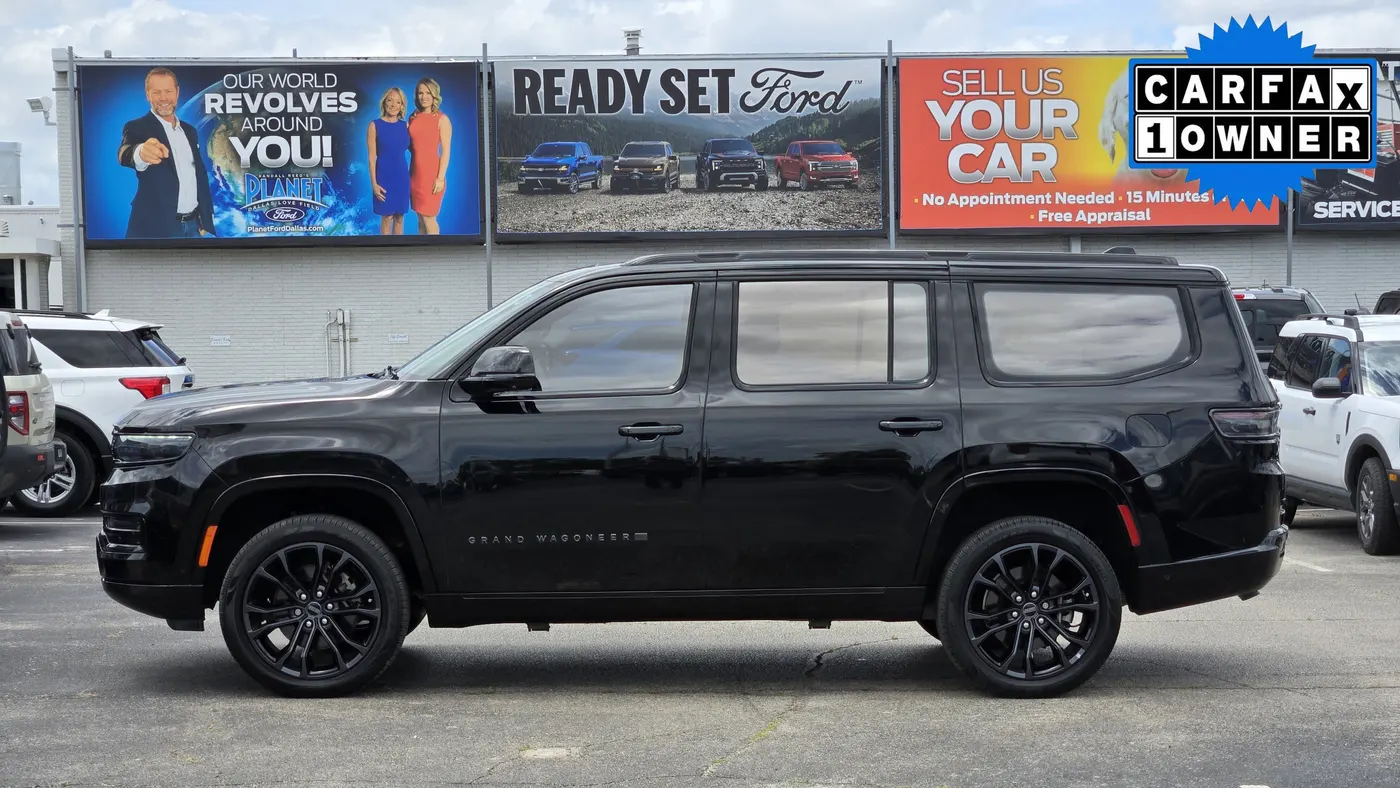2023 Jeep Grand Wagoneer Series III Obsidian