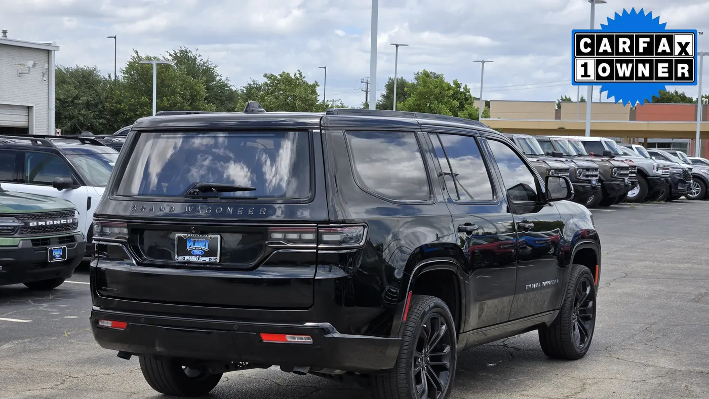 2023 Jeep Grand Wagoneer Series III Obsidian