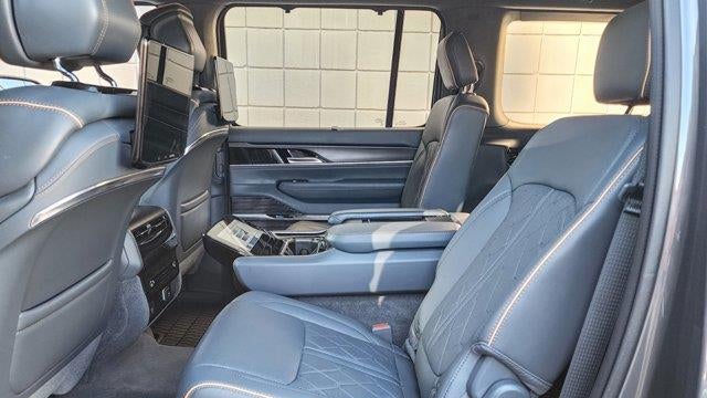 2024 Jeep Grand Wagoneer Series III