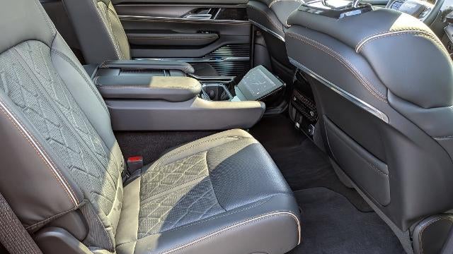 2025 Jeep Grand Wagoneer Series III