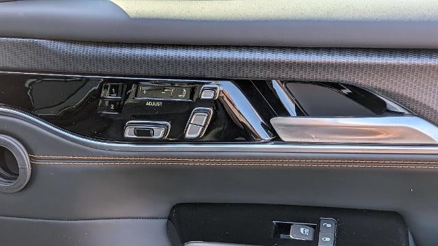 2025 Jeep Grand Wagoneer Series III