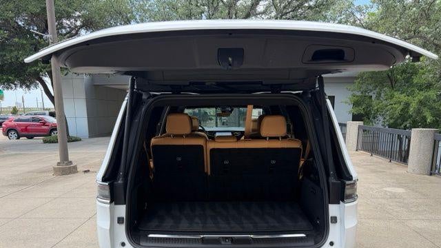2023 Jeep Grand Wagoneer Series III Obsidian