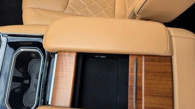 2023 Jeep Grand Wagoneer Series III Obsidian