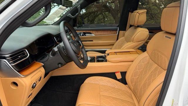 2023 Jeep Grand Wagoneer Series III Obsidian