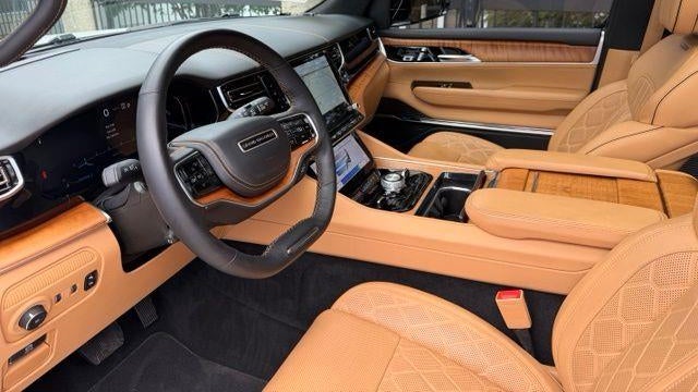 2023 Jeep Grand Wagoneer Series III Obsidian