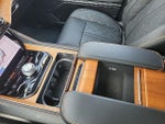 2024 Grand Wagoneer Thumbnail 32