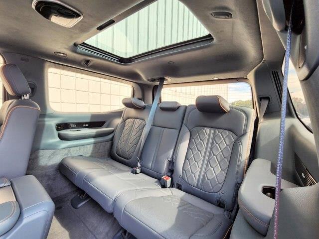 2023 Jeep Grand Wagoneer