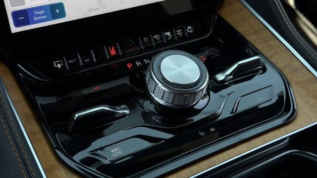 2024 Jeep Grand Wagoneer Series III