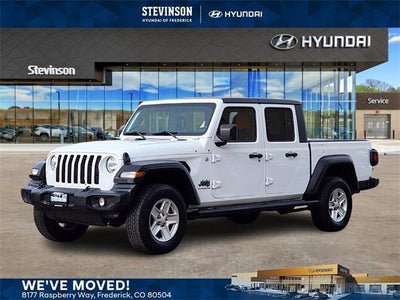 2020 Jeep Gladiator 4X4 Sport 4DR Crew Cab 5.0 FT. SB