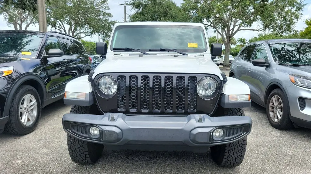 2021 Jeep Gladiator Sport
