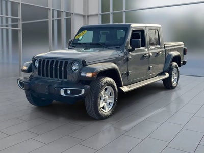 2022 Jeep Gladiator 4X4 Sport 4DR Crew Cab 5.0 FT. SB