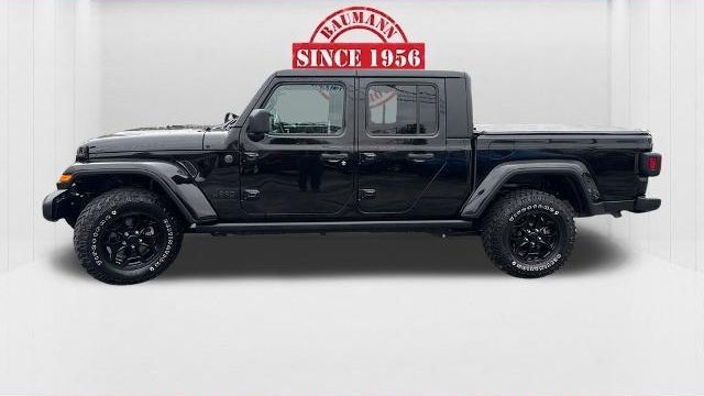2022 Jeep Gladiator Sport
