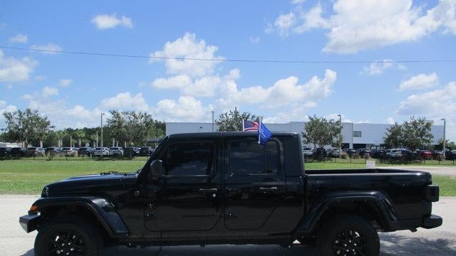 2022 Jeep Gladiator Sport