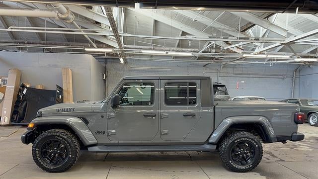 2022 Jeep Gladiator Sport