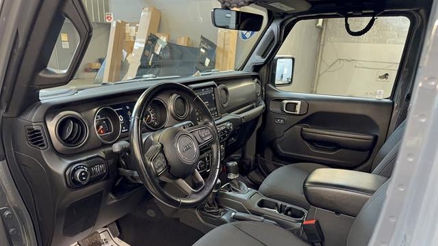 2022 Jeep Gladiator Sport