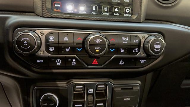 2022 Jeep Gladiator Sport