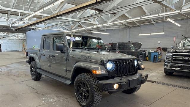 2022 Jeep Gladiator Sport