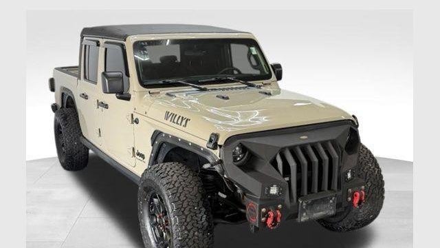 Preowned 2022 Jeep Gladiator Willys for Sale
