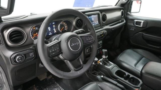 2023 Jeep Gladiator Sport