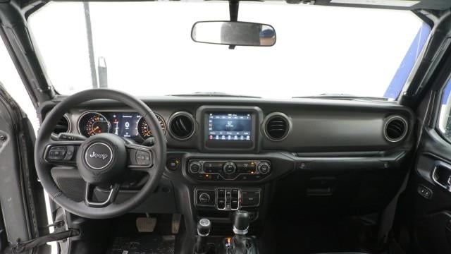 2023 Jeep Gladiator Sport