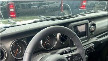 2023 Jeep Gladiator Sport S