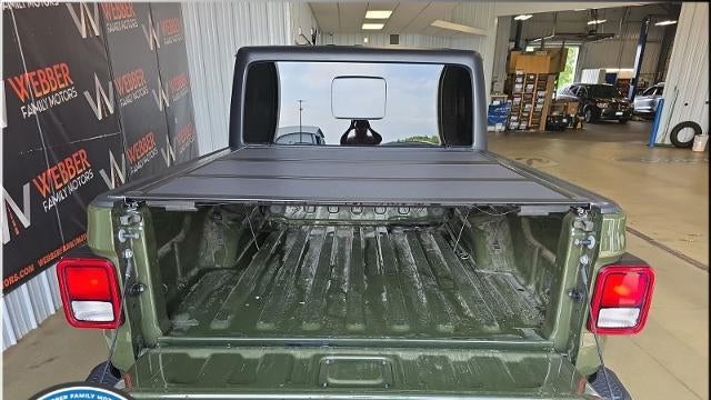2023 Jeep Gladiator Sport S