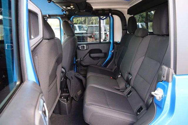 2023 Jeep Gladiator - $35,520
