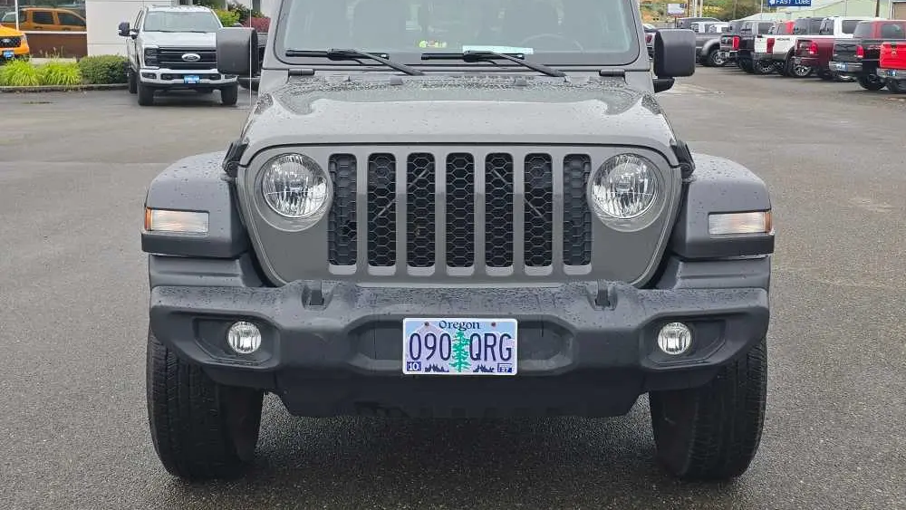 2020 Jeep Gladiator Sport Altitude