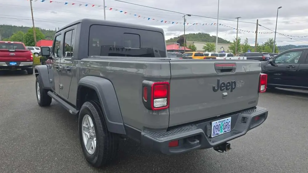 2020 Jeep Gladiator Sport Altitude