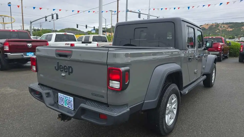 2020 Jeep Gladiator Sport Altitude