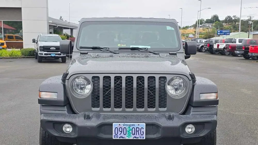 2020 Jeep Gladiator Sport Altitude