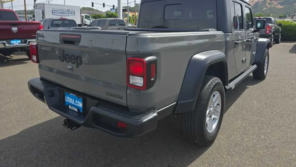 2020 Jeep Gladiator Sport Altitude