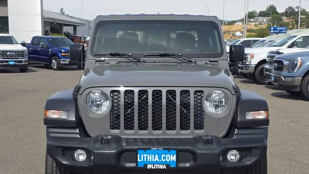 2020 Jeep Gladiator Sport Altitude