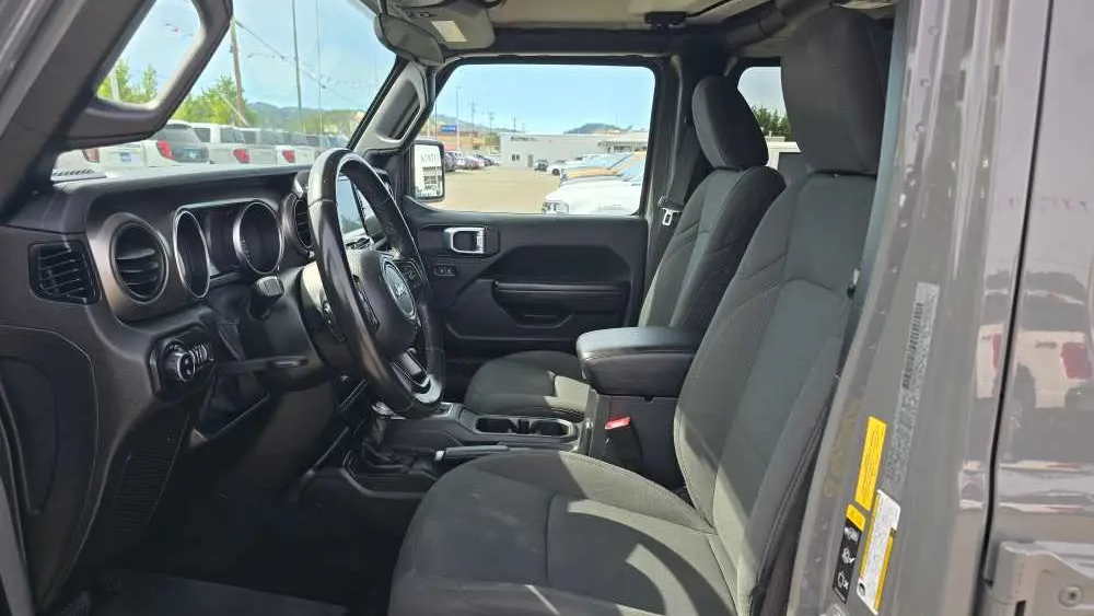 2020 Jeep Gladiator Sport Altitude