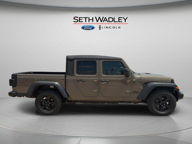 2020 Jeep Gladiator - $19,899