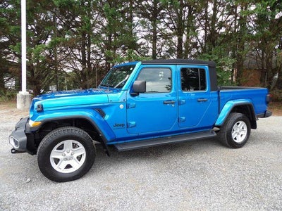 2020 Jeep Gladiator 4X4 Sport 4DR Crew Cab 5.0 FT. SB