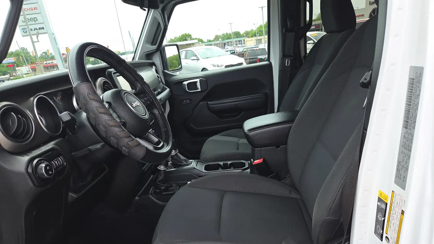 2020 Jeep Gladiator Sport Altitude