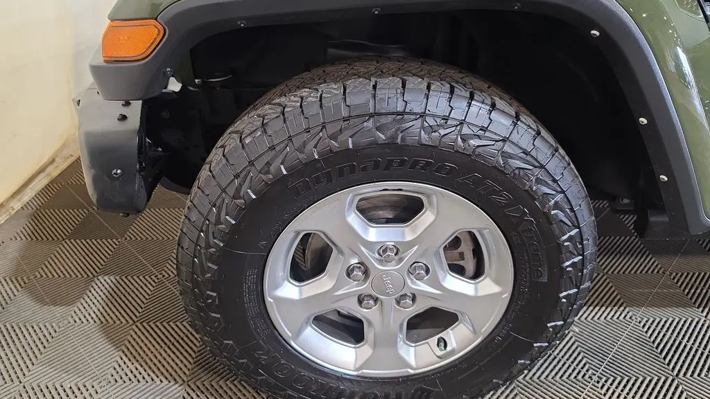 2021 Jeep Gladiator Sport