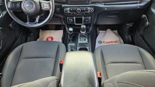 2022 Jeep Gladiator Sport