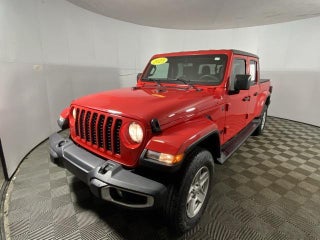 2023 Jeep Gladiator with Firecracker Red Clearcoat Exterior
