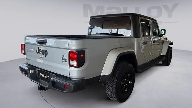 2023 Jeep Gladiator Sport