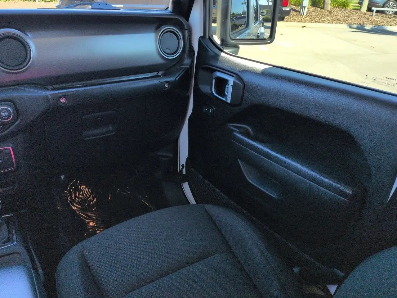 2023 Jeep Gladiator - $32,595