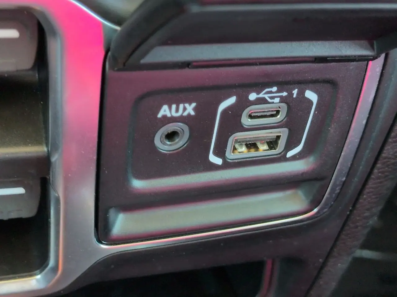 2023 Jeep Gladiator - $32,595