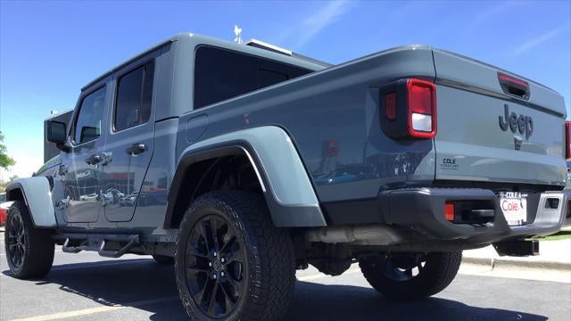 2024 Jeep Gladiator NightHawk