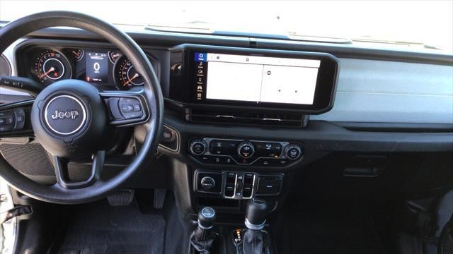 2024 Jeep Gladiator NightHawk