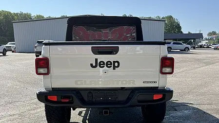 2020 Jeep Gladiator Sport Altitude