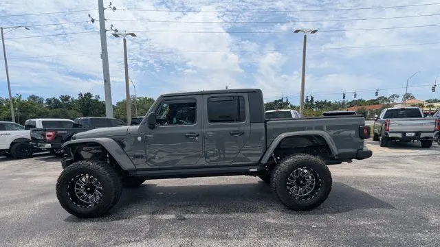 2020 Jeep Gladiator Sport Altitude