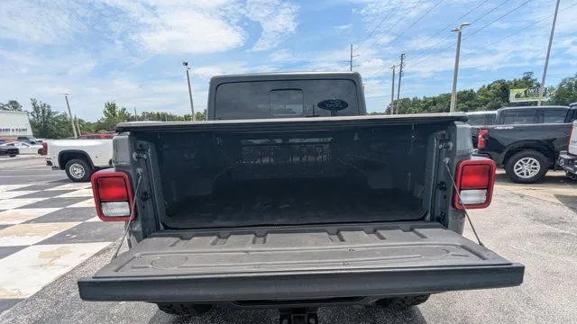 2020 Jeep Gladiator Sport Altitude